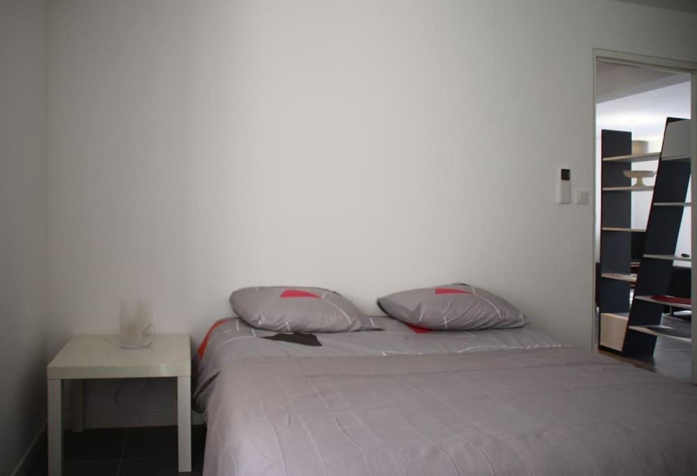 Appart Dans Maison 2 Km De La Plage วิลล์เนิฟ-ลูเบ ภายนอก รูปภาพ