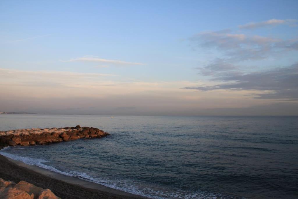 Appart Dans Maison 2 Km De La Plage วิลล์เนิฟ-ลูเบ ภายนอก รูปภาพ